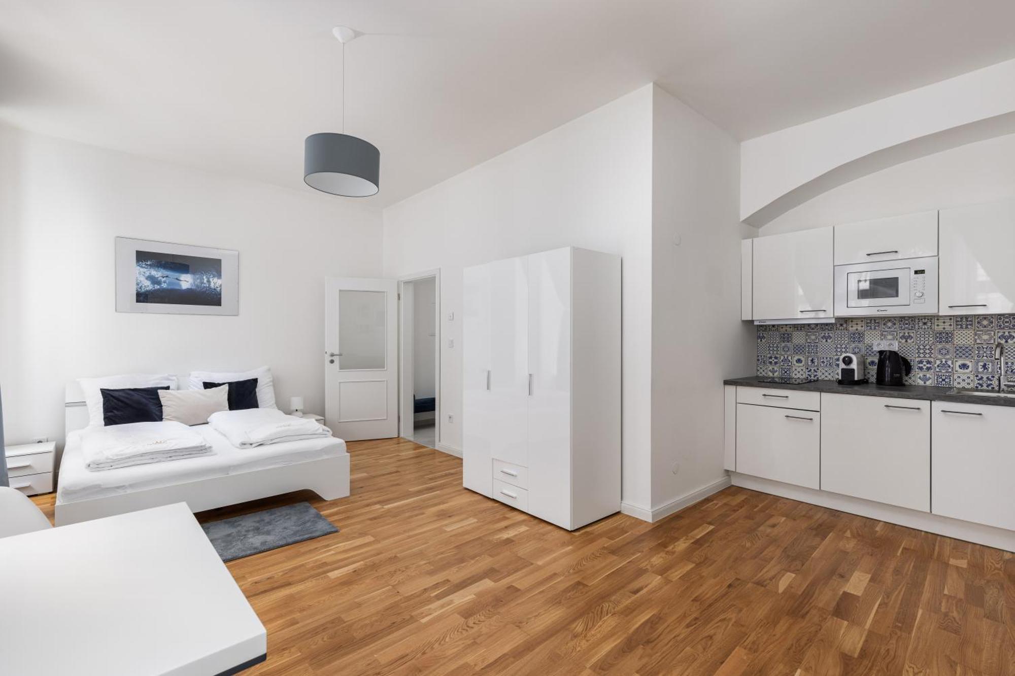 Stay2Gether Blue Vibe Studio - Metro Florenc Prag Exterior foto