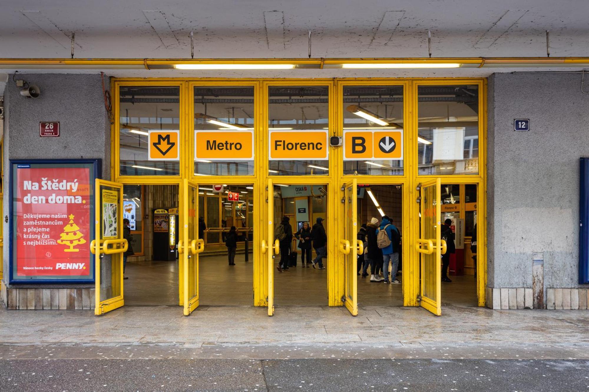 Stay2Gether Blue Vibe Studio - Metro Florenc Prag Exterior foto